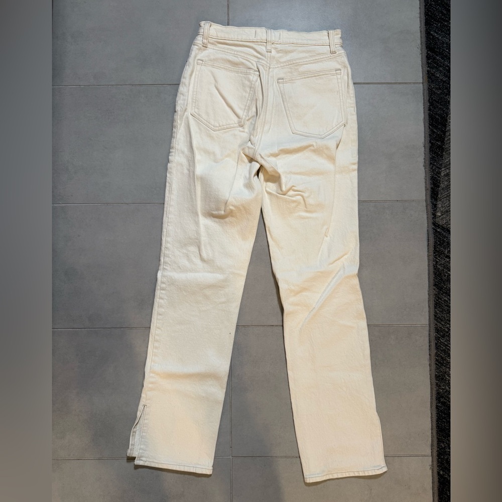 Abercrombie & Fitch Cream ultra High Rise 90s white Jeans - Picture 7 of 10